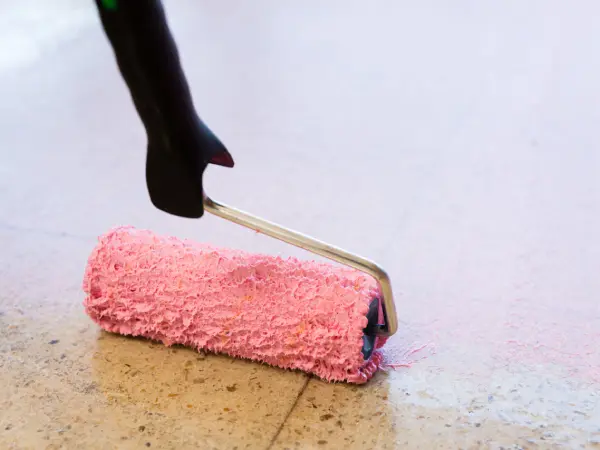 Untergrundvorbereitung und Sockelleisten